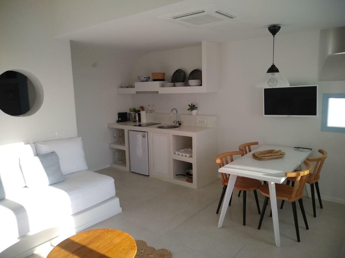 Sol-Mate Suites Oia  Bagian luar foto