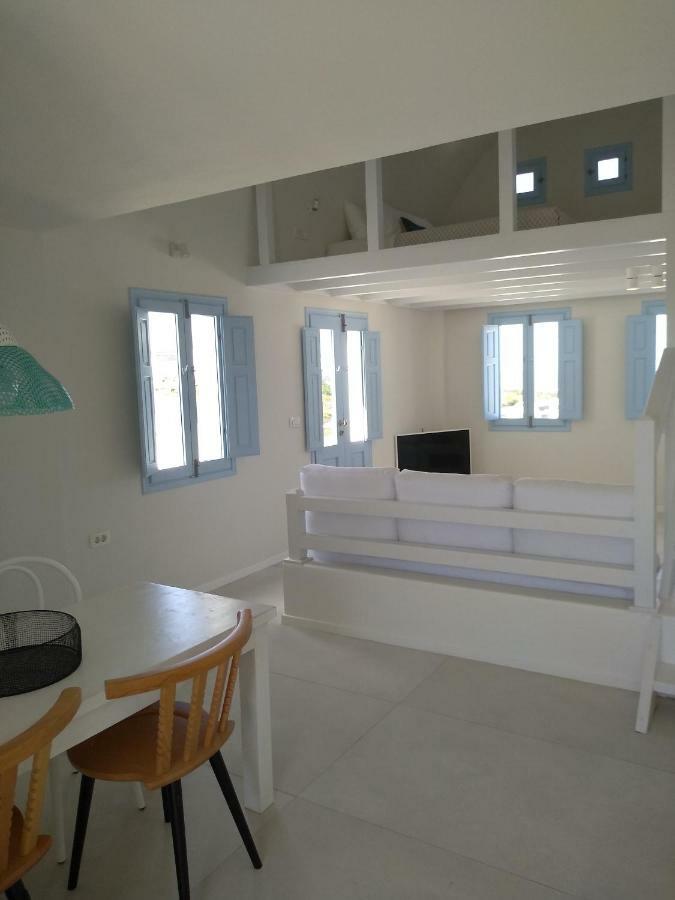 Sol-Mate Suites Oia  Bagian luar foto